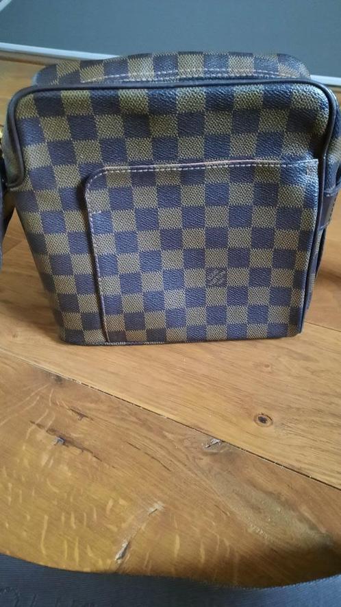 Louis Vuitton model Olaf, Handtassen en Accessoires, Tassen | Damestassen, Zo goed als nieuw, Overige typen, Bruin, Ophalen of Verzenden
