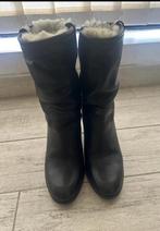 Burberry zeer mooie laarzen maat 37,5, Kleding | Dames, Schoenen, Ophalen of Verzenden, Zo goed als nieuw