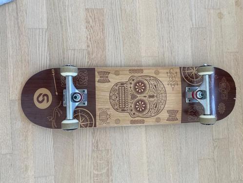 Skate Pro Skateboard 31'' SKATRO, Sport en Fitness, Skateboarden, Zo goed als nieuw, Skateboard, Ophalen of Verzenden