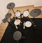 Roland elektronische drumset met accessoires, Muziek en Instrumenten, Ophalen, Zo goed als nieuw, Roland, Elektronisch