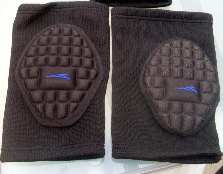 Nieuwe kniebeschermers voor volleybal, Sport en Fitness, Volleybal, Nieuw, Bescherming, Ophalen of Verzenden