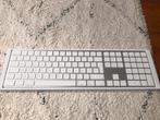Apple magic keyboard with numeric keypad, Ophalen, Azerty, Zo goed als nieuw, Draadloos