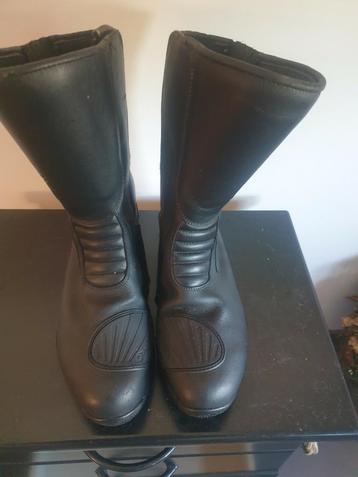 Te koop wegens verhuizing !!  beschikbaar voor biedingen