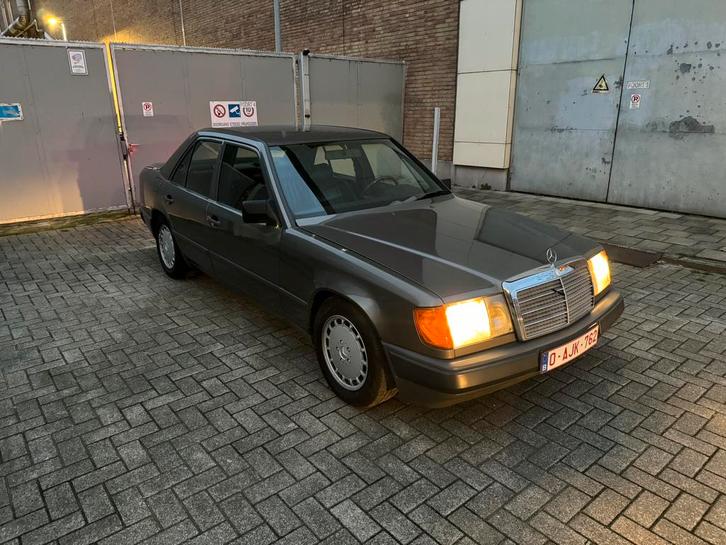 Mercedes E300 W124, Auto's, Mercedes-Benz, Particulier, Benzine, Automaat, Ophalen
