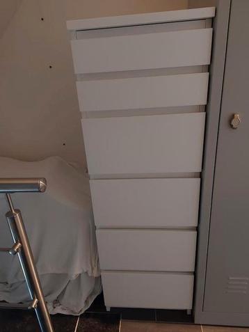 ikea MALM beschikbaar voor biedingen
