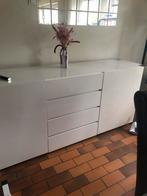 Hoogglans dressoir en tafel te koop, Huis en Inrichting, Kasten | Dressoirs, Ophalen