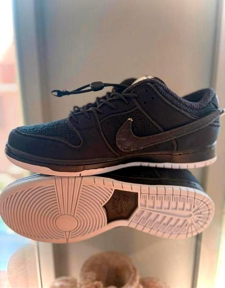 Gnar Hunters Sneaker’s Nike SB Dunk Low Sz.44’5, Kleding | Heren, Schoenen, Nieuw, Sneakers, Zwart, Ophalen of Verzenden