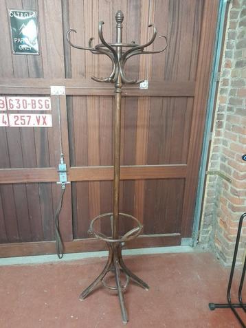 ancien porte manteau de café beschikbaar voor biedingen