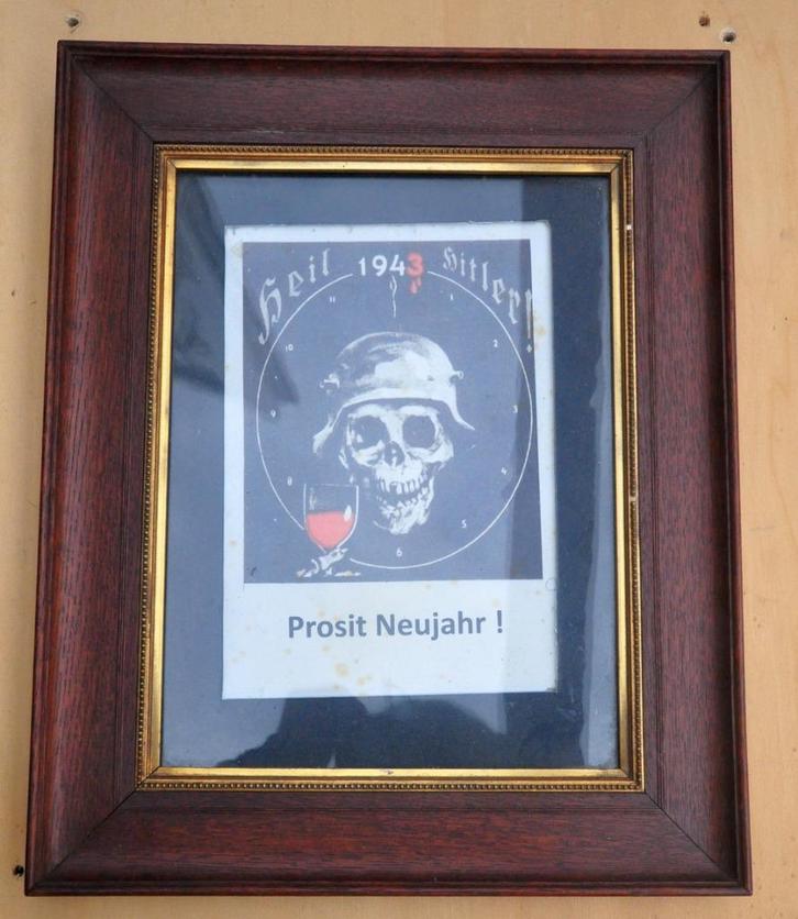 Spotprent "Prosit Neujahr 1943", Verzamelen, Militaria | Tweede Wereldoorlog, Overige soorten, Foto of Poster, Verzenden