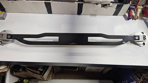 Veerpootbrug strutbar carbonlook BMW 5 serie E60 E61, Auto diversen, Tuning en Styling, Ophalen of Verzenden