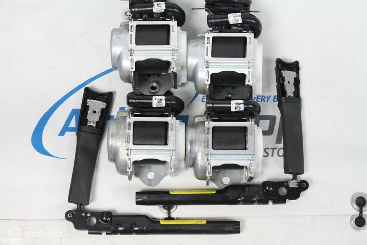 4 x ceintures + 2 x prétensionneurs Opel Astra K (2015-....), Auto-onderdelen, Interieur en Bekleding