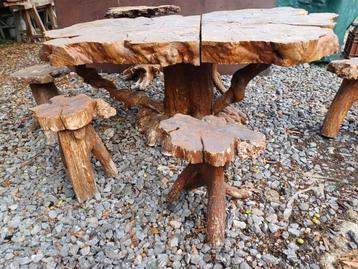 Ancienne table bois brute  beschikbaar voor biedingen