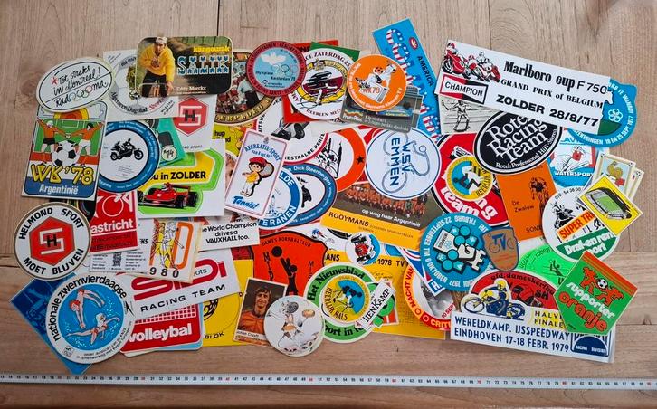 Groot lot vintage stickers - sport (diverse sporten), Verzamelen, Stickers, Zo goed als nieuw, Sport, Ophalen of Verzenden