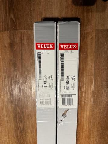 2x stores occultants Velux GGL UK10 (134x160) – Neufs beschikbaar voor biedingen