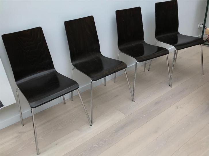 stoelen oberlausitz, Huis en Inrichting, Stoelen, Gebruikt, Vier, Hout, Metaal, Zwart, Ophalen