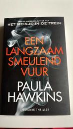 Paula Hawkins - Een langzaam smeulend vuur, Boeken, Thrillers, Ophalen of Verzenden, Zo goed als nieuw, Paula Hawkins