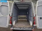 Mercedes Sprinter 214 CDI Automaat Small damage L2H2 MBUX Ca, Auto's, Bestelwagens en Lichte vracht, Stof, Gebruikt, Euro 6, 4 cilinders