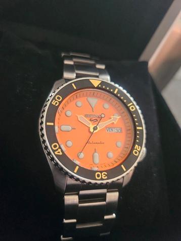 Seiko 5 Sports SRPD59K1 beschikbaar voor biedingen