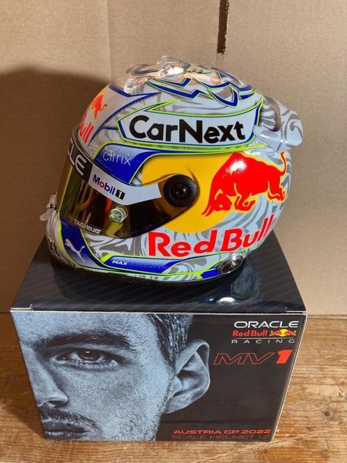 Max Verstappen 1:2 helm Austria GP 2022 Red Bull Racing, Collections, Marques automobiles, Motos & Formules 1, Neuf, ForTwo, Enlèvement ou Envoi