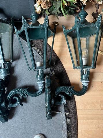 Aluminium buitenlampen.  beschikbaar voor biedingen