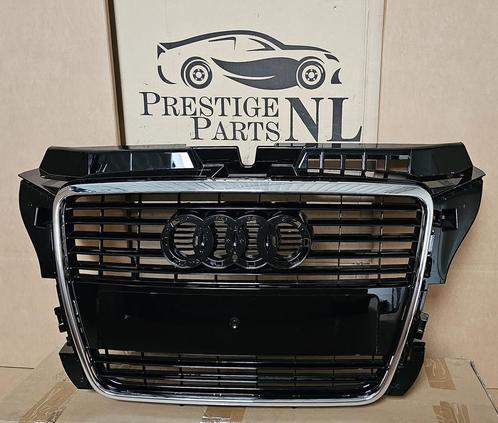 GRILL AUDI A3 8P FACELIFT HOOGLANS ZWART GRILLE bj.2008-2012, Auto-onderdelen, Carrosserie, Bumper, Voor, Gebruikt, Herkomst onderdeel bekend