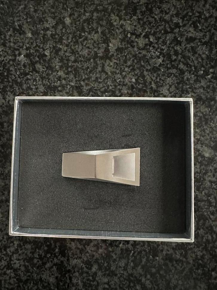 Tesla Cyberwhistle Collector Fluitje!! Negen!!!, Verzamelen, Automerken, Motoren en Formule 1, Nieuw, Ophalen of Verzenden