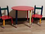 Ensemble table et chaise pour enfants. Pattes à crayons, Enfants & Bébés, Enlèvement, ###, ###, ###