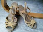 Sandalen met sleehak Pier One mt 39, Kleding | Dames, Schoenen, Beige, Sandalen of Muiltjes, Ophalen of Verzenden, Pier One