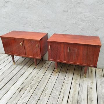 Vintage retro nachtkast lowboard ladekast commode beschikbaar voor biedingen