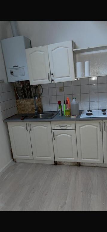 Apparemment  beschikbaar voor biedingen