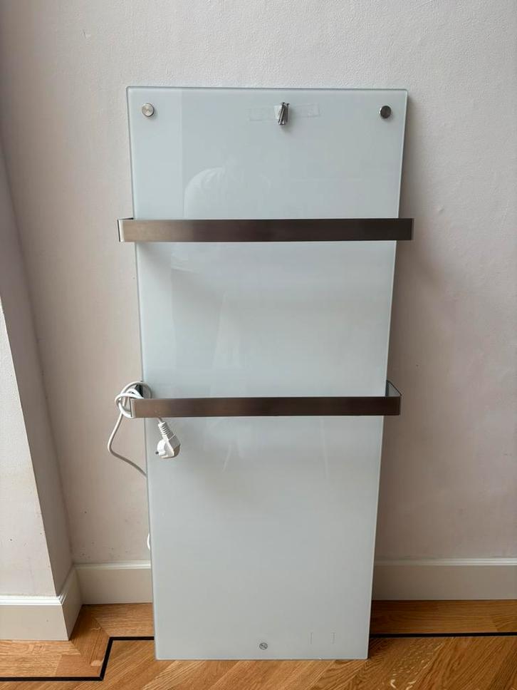 Infrarood wandverwarming badkamer Eurom sani 600 wifi, Doe-het-zelf en Bouw, Verwarming en Radiatoren, Zo goed als nieuw, 500 tot 800 watt