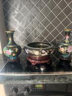 Grote coupe cloisonne met vazen, Ophalen