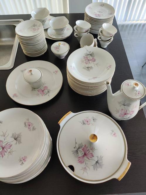 Vaisselle en porcelaine de Bavière, Antiquités & Art, Antiquités | Services (vaisselle) complet, Enlèvement
