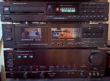 Luxman LV-113 versterker, cassetedeck en CD speler beschikbaar voor biedingen