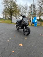 Piaggio nrg 70cc, Fietsen en Brommers, Ophalen, Zo goed als nieuw, NRG