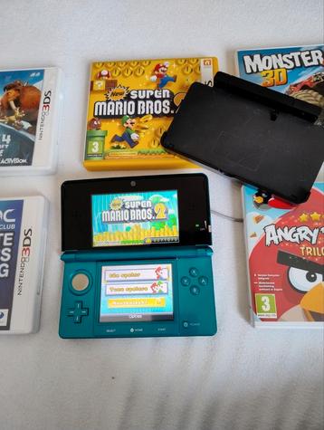 Nintendo 3DS blauw+ 5 games  beschikbaar voor biedingen