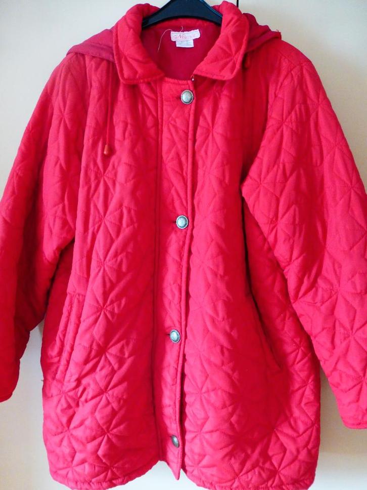 Neuville rode jas met afneembare capuchon T 46/48, Kleding | Dames, Jassen | Winter, Zo goed als nieuw, Maat 46/48 (XL) of groter