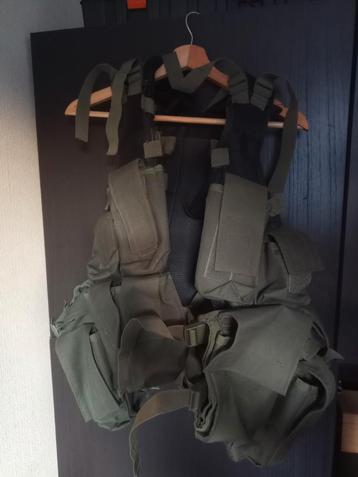 Airsoft loadbearing tactical vest olive beschikbaar voor biedingen