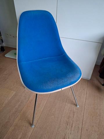 Vitra Eames fiberglass DSX chair, Huis en Inrichting, Stoelen, Ophalen, Gebruikt