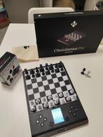 Jeu d échecs électronique Millénium Chessgenius PRO  2024, Hobby & Loisirs créatifs, Jeux de société | Jeux de plateau, 1 ou 2 joueurs