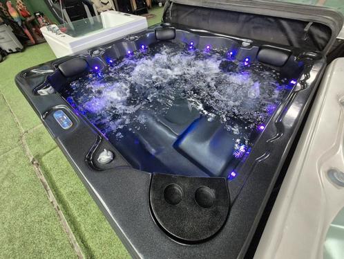 5 persoons balboa spa🏊‍♂️ vandaag nog bezorgd ‼️, Tuin en Terras, Bubbelbaden en Hottubs, Gebruikt, Filter, Ophalen of Verzenden