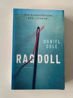 Ragdoll, Daniel Cole, in perfecte staat, Boeken, Ophalen of Verzenden, Zo goed als nieuw