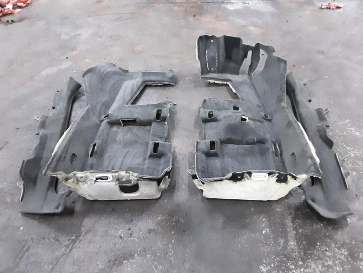 MATTENSET Ferrari GTC4 Lusso (01-2016/-), Auto-onderdelen, Interieur en Bekleding, Ferrari, Gebruikt