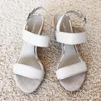 Prachtige Leren Marco Tozzi Pumps s19 (Maat 39) € 35,-, Pumps, Overige kleuren, Verzenden, Marco Tozzi