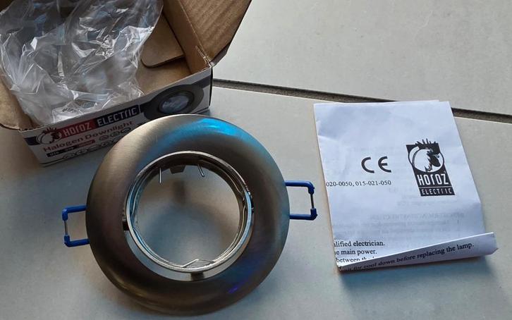 Inbouwspots Armatuur 'Mat Chrome' (94stuks nieuw), Huis en Inrichting, Lampen | Spots, Nieuw, Plafondspot of Wandspot, Halogeen