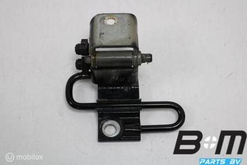 Portierscharnier rechts onder VW Touran 1T 1T0833412C beschikbaar voor biedingen