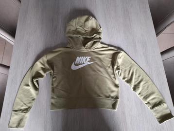 Kaki hoedie Nike 146 beschikbaar voor biedingen