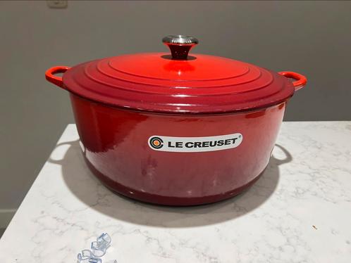 Le Creuset braadpan 34 cm kersenrood gebruikt maar goed, Huis en Inrichting, Keuken | Potten en Pannen, Gebruikt, Koekenpan of Braadpan