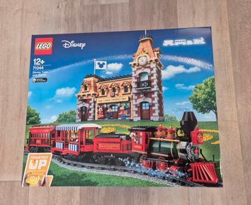 Lego 71044 - Disney Station - Nieuw en verzegeld  beschikbaar voor biedingen