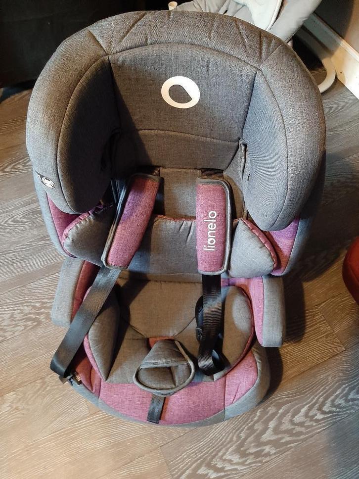 Lionelo autostoeltje, Kinderen en Baby's, Autostoeltjes, Zo goed als nieuw, Overige merken, Autogordel, Zijbescherming, Ophalen